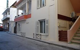 Geana Apartments